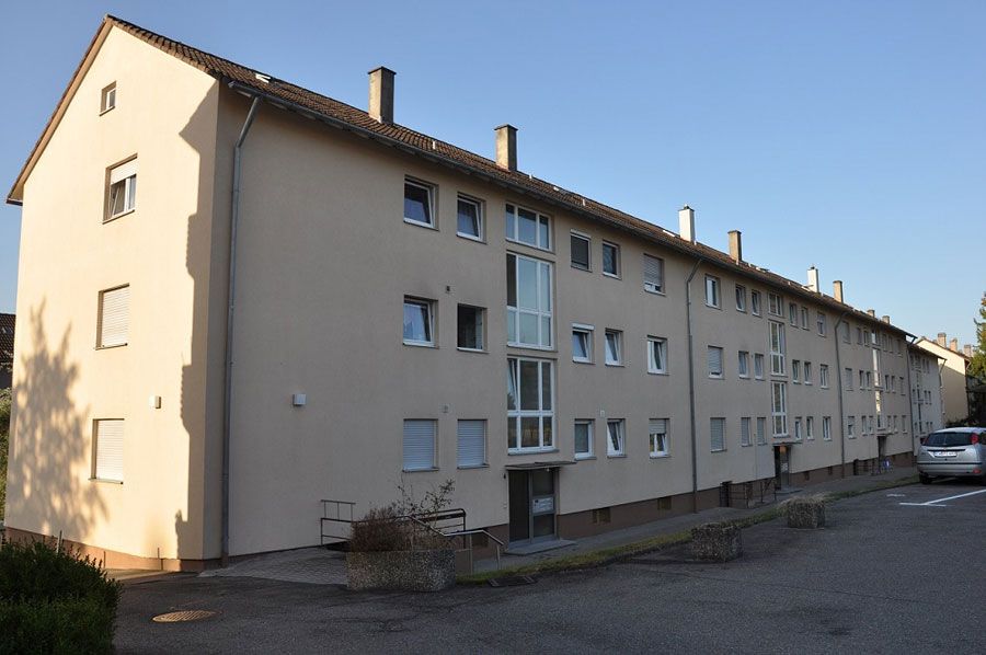 Hausfassade nach der Reinigung durch Algenexx Karlsruhe